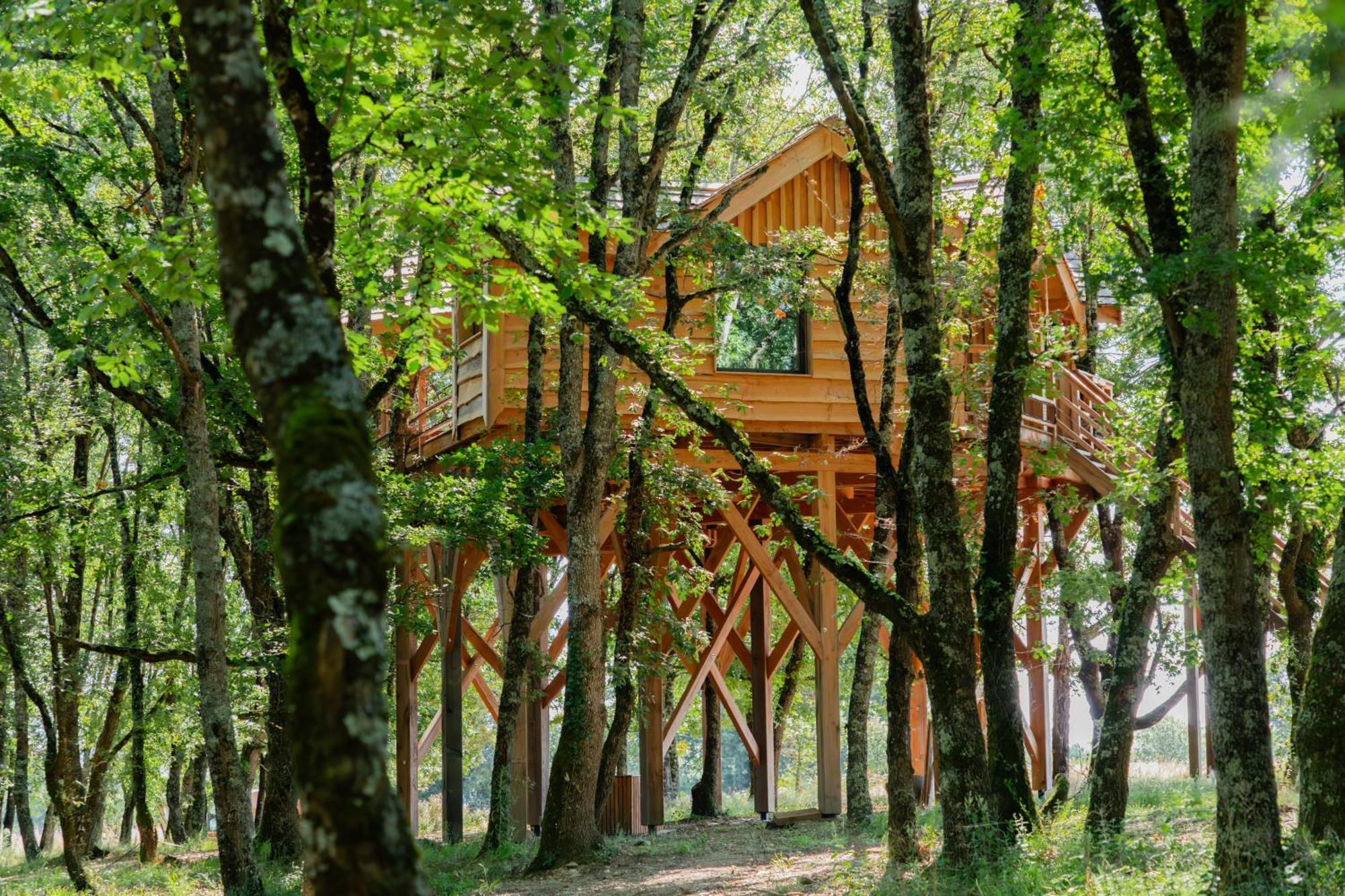 Dolce Et Cabane Berat Exterior photo